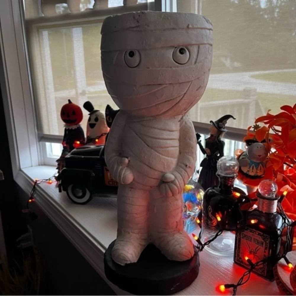 Marvin the Mummy Halloween Candy Bowl Statue 19.5" Resin Decor NWT